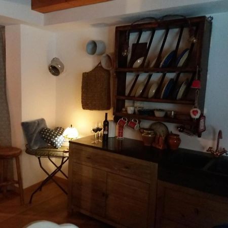 باردونيكيا Deacons Lodge المظهر الخارجي الصورة
