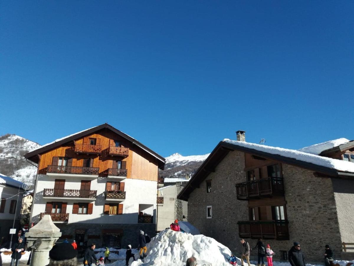 باردونيكيا Deacons Lodge المظهر الخارجي الصورة