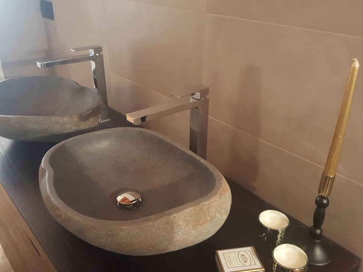 باردونيكيا Deacons Lodge المظهر الخارجي الصورة
